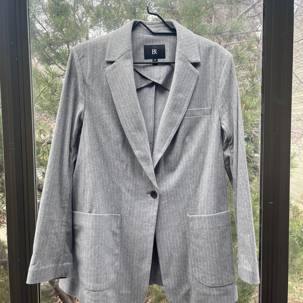 Gray Pin Stripe Women's Flannel Blazer by Banana Republic Size 12